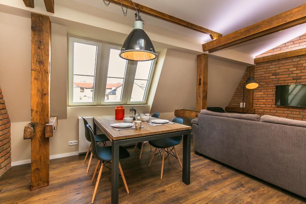 Wishlist Residences - Charles Bridge * Prague